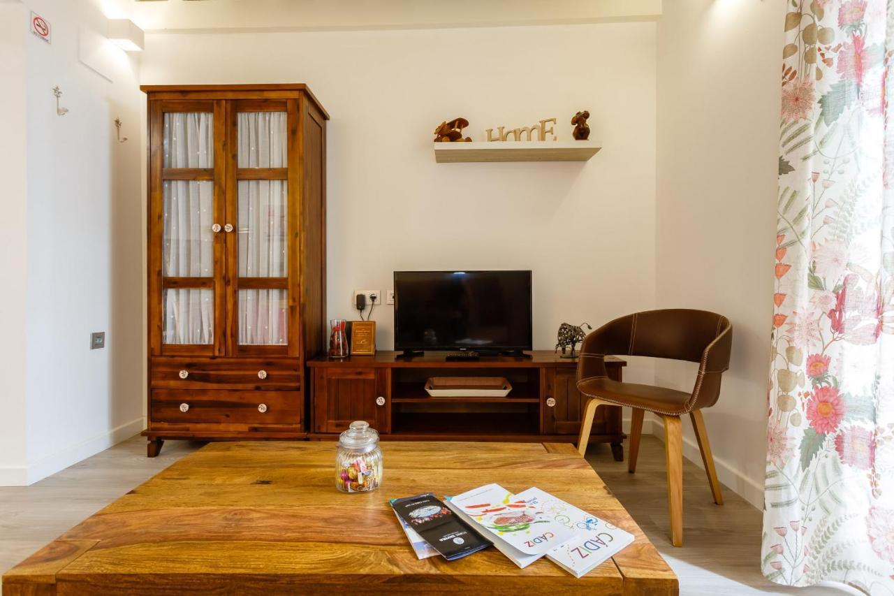 Apartamentos Loto Y Liz By Cadiz4Rentals Exteriör bild